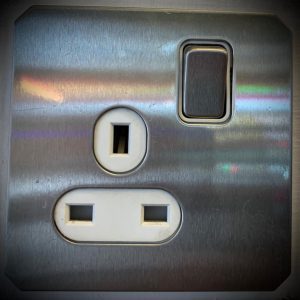 13 Amps Single socket by Costwise Electricals